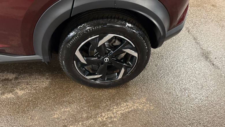 Nissan Juke 1.0 DiG-T 114 N-Connecta 5dr Petrol Hatchback